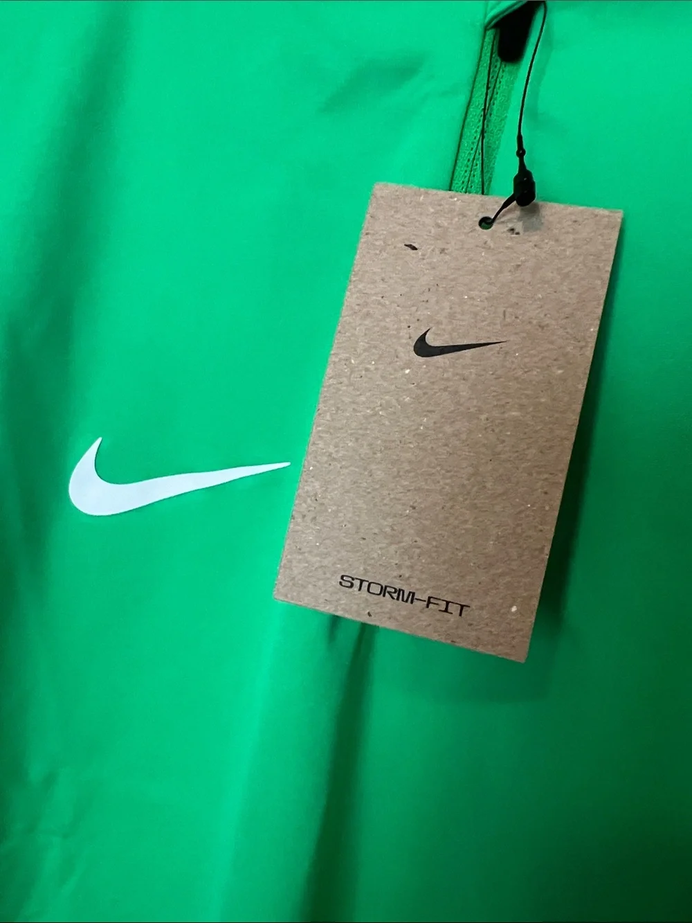 Nike Green Long Sleeve Storm Tech with White Swoosh - Picture 4 of 7